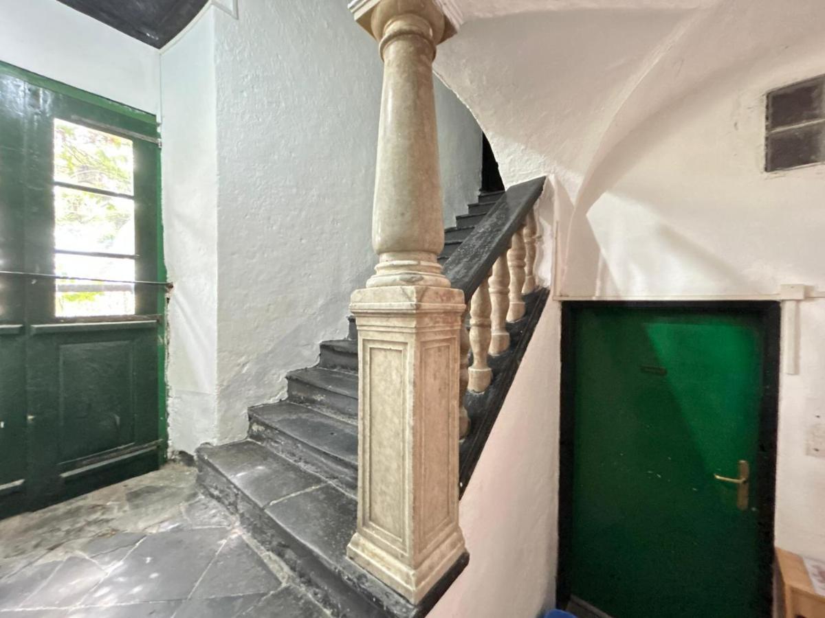 مبيت وإفطار شيرفو La Finestra Sul Borgo المظهر الخارجي الصورة