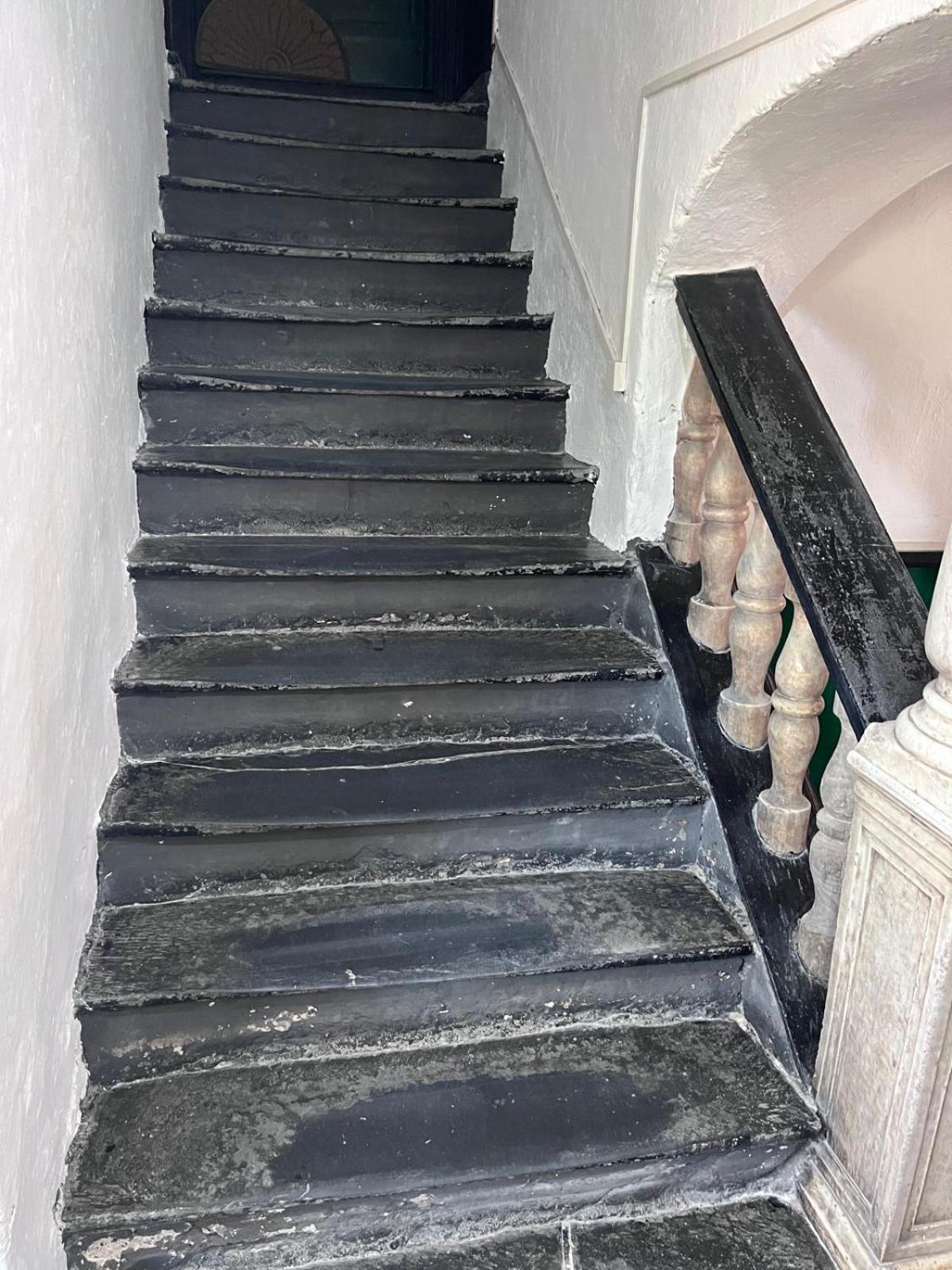 مبيت وإفطار شيرفو La Finestra Sul Borgo المظهر الخارجي الصورة